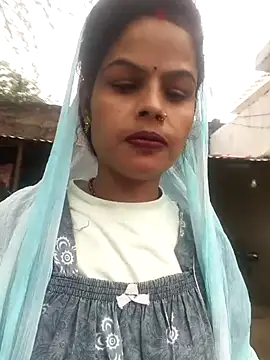 Snapshot of Eshna_Dabral chatting on 10/31/25, 07:53 Eshna Dabral online show from 10/31/25, 07:53