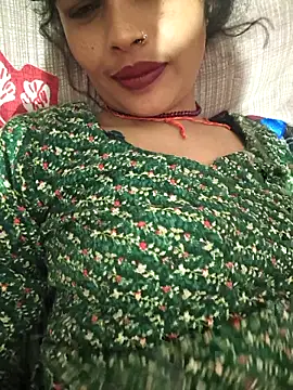 Snapshot of Eshna_Dabral chatting on 11/02/25, 03:25 Eshna Dabral online show from 11/02/25, 03:25