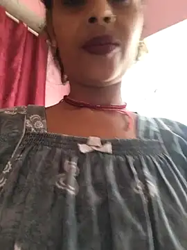 Snapshot of Eshna_Dabral chatting on 11/04/25, 01:48 Eshna Dabral online show from 11/04/25, 01:48