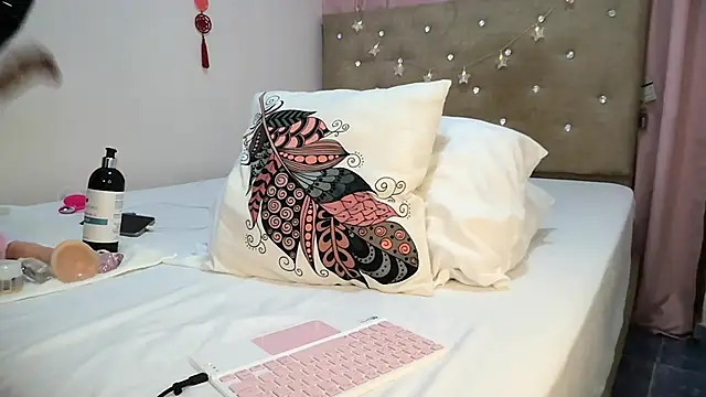 sofia8428 online show from 03/30/26, 12:22