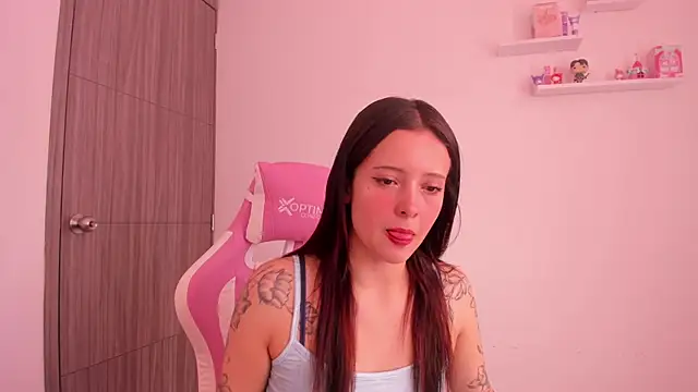 Snapshot of ImBunnyNova chatting on 01/16/26, 02:43 ImBunnyNova online show from 01/16/26, 02:43