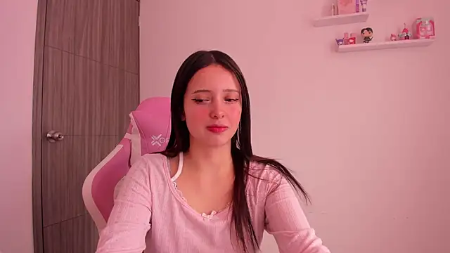 Snapshot of ImBunnyNova chatting on 02/18/26, 02:13 ImBunnyNova online show from 02/18/26, 02:13