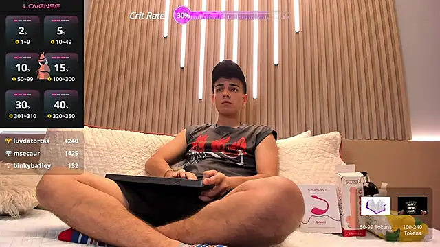 Hotboy21  online show from 03/22/25, 01:08