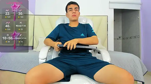 Hotboy21  online show from 12/21/25, 03:35