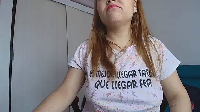 lovehotpink online show from 12/01/25, 05:18