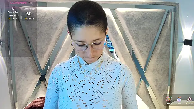 Elaine87  online show from 09/24/25, 08:45