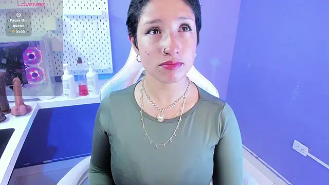 Elaine87  online show from 11/20/25, 04:18