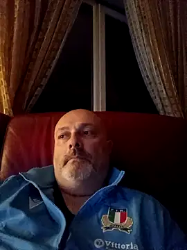 Alexis Bull online show from 04/18/26, 11:16