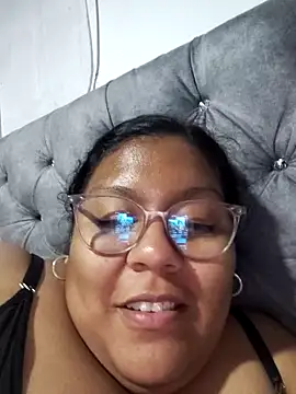 Snapshot of sheila_ro chatting on 04/01/26, 11:57 sheila ro online show from 04/01/26, 11:57