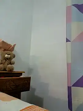 Snapshot of Saraslow chatting on 10/19/25, 06:41 Saraslow online show from 10/19/25, 06:41