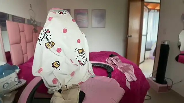 lunesweet online show from 02/19/26, 03:41