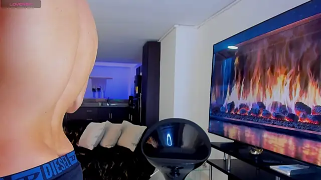 Lukas Green online show from 04/17/26, 08:23