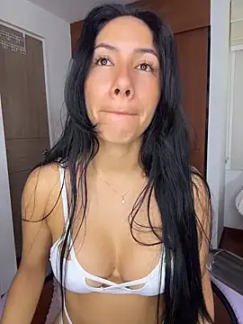 ArianaReynoldss online show from 03/26/26, 10:21