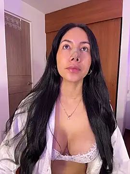 ArianaReynoldss online show from 05/10/26, 09:58