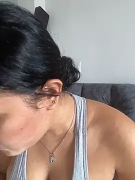 Snapshot of carlafox05 chatting on 05/19/26, 02:34 carlafox05 online show from 05/19/26, 02:34