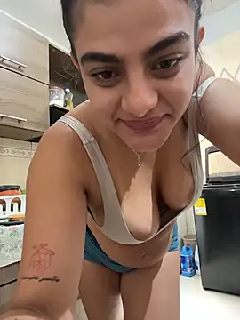 carlafox05 online show from 07/15/26, 03:06