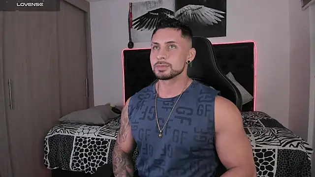 santi aesthetic online show from 06/21/26, 02:47