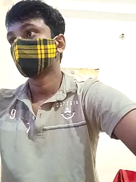 Snapshot of _fucker_18 chatting on 11/08/25, 11:10 fucker 18 online show from 11/08/25, 11:10