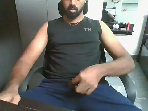 lovelyakash69 online show from 04/21/26, 06:09