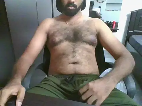lovelyakash69 online show from 05/01/26, 07:35