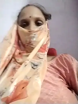 Snapshot of Soniy-Maax chatting on 09/17/25, 08:05 Soniy-Maax online show from 09/17/25, 08:05