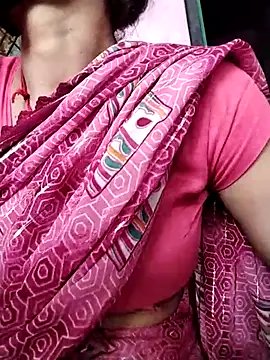 Snapshot of Soniy-Maax chatting on 09/20/25, 08:26 Soniy-Maax online show from 09/20/25, 08:26