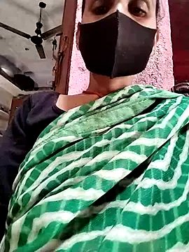 Snapshot of Soniy-Maax chatting on 02/24/26, 08:45 Soniy-Maax online show from 02/24/26, 08:45