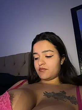 Snapshot of Manu_2002_ chatting on 06/07/26, 03:43 Manu 2002 online show from 06/07/26, 03:43