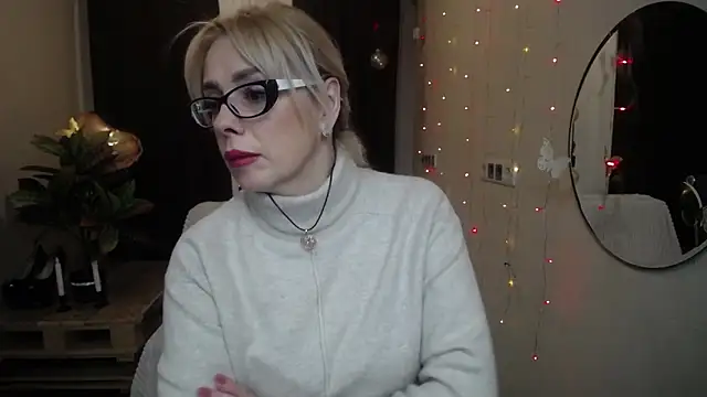 KatrinaCharm online show from 03/21/25, 04:29