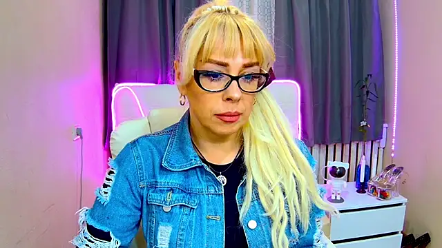 KatrinaCharm online show from 09/15/25, 06:02