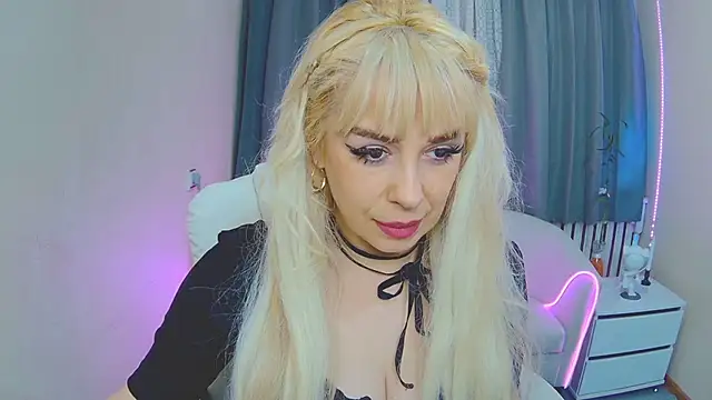 KatrinaCharm online show from 11/07/25, 07:30