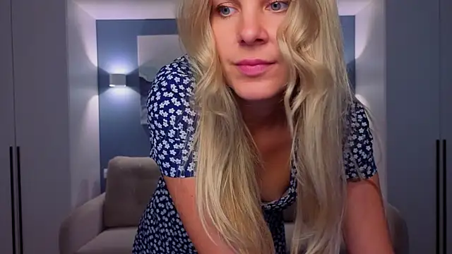 MelanieBennett online show from 07/14/26, 10:21