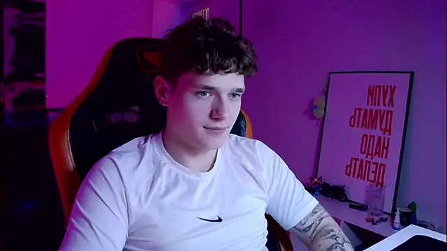 DanyDavis online show from 10/04/25, 07:23