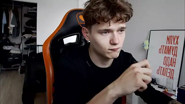 DanyDavis online show from 10/05/25, 11:30