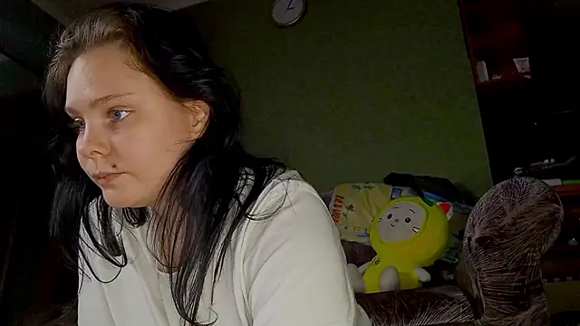 SweetPiggyx online show from 04/18/26, 06:01