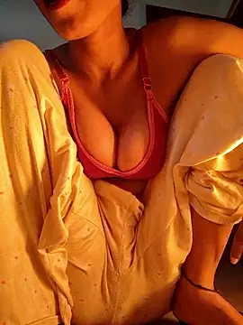 Snapshot of Desi_Bhabi_01 chatting on 01/17/26, 10:53 Desi Bhabi 01 online show from 01/17/26, 10:53