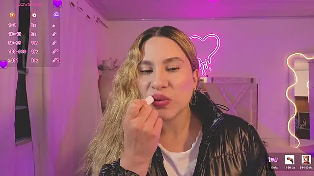 saaya tay online show from 02/18/26, 03:13