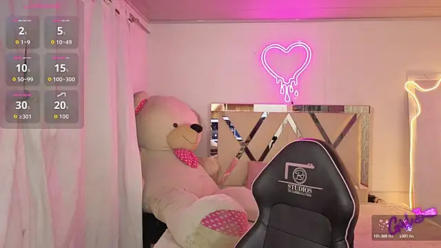 saaya tay online show from 04/11/26, 03:22