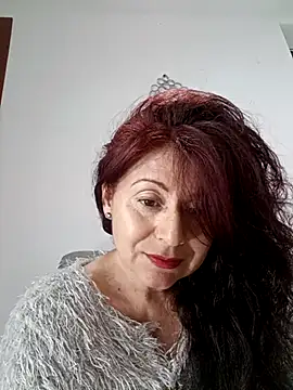 lunadicty online show from 09/18/25, 10:23