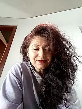 lunadicty online show from 11/06/25, 11:37