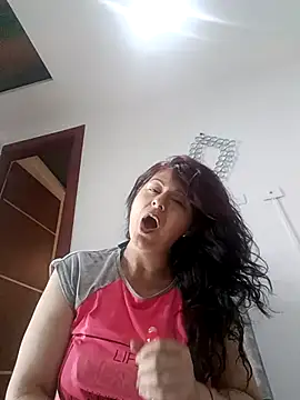 lunadicty online show from 12/17/25, 01:33