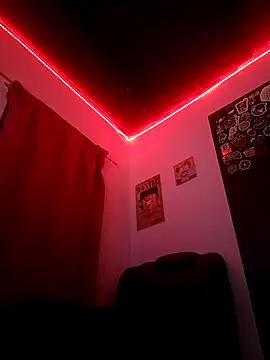 Snapshot of Chris__Jones chatting on 10/06/25, 03:48 Chris Jones online show from 10/06/25, 03:48