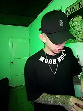 Snapshot of Chris__Jones chatting on 01/06/26, 09:18 Chris Jones online show from 01/06/26, 09:18