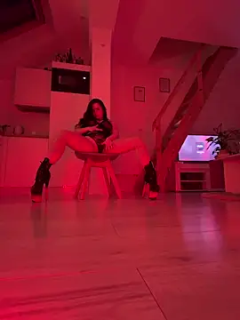 MoonlitLust online show from 03/17/26, 08:23