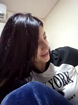 Snapshot of Kendhal-lu chatting on 10/21/25, 06:58 Kendhal-lu online show from 10/21/25, 06:58