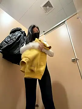 AiBanana online show from 01/11/26, 01:38