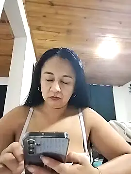 MELODY  06 online show from 04/15/26, 12:17