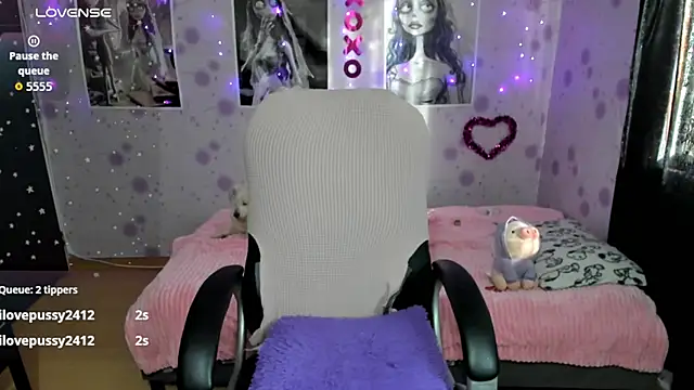 Medussa katt online show from 12/16/25, 09:20