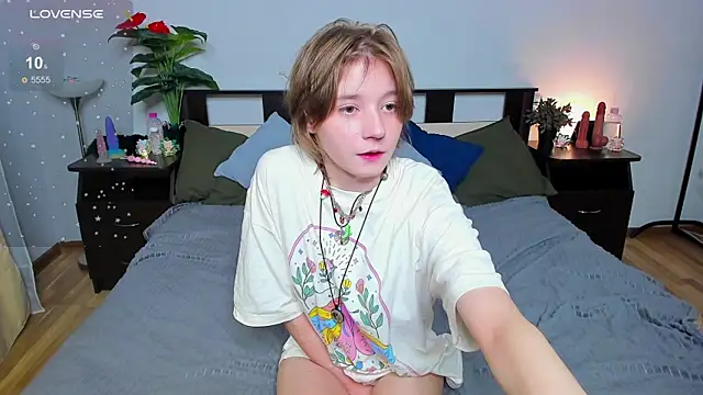 just suka online show from 10/23/25, 04:28