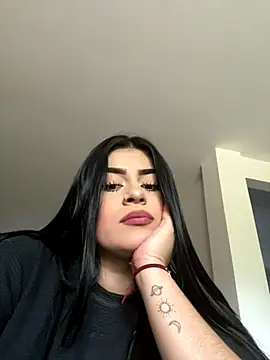 Kariina  69 online show from 09/08/25, 09:36